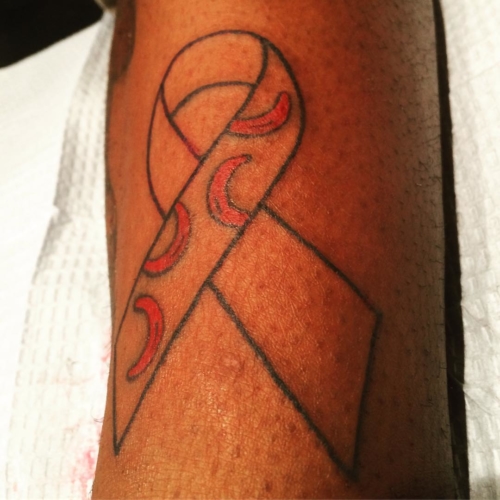 Sickle Cell Anemia ribbon on Vern for his mother today. #smokemdead #steadfasttattoo #walkin
.
.
.
.
.
((¥))
#tattoos #btattooing #blackworkerssubmission #iblackwork #blackwork #blackworkers #inkstinctsubmission #blacktraditionals #BLACKTATTOOMAG #blxckink #tttism #TTTpublishing #greatattoo #blackflashwork #TattooLife #darkartists #blackworkershero #wiilsubmission