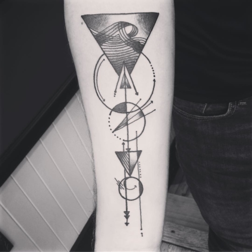 Flynn snaked this piece that his friend had drawn up and I'm glad I could tattoo it on him! #smokemdead #steadfasttattoo
.
.
.
.
.
((¥))
#tattoos #btattooing #blackworkerssubmission #iblackwork #blackwork #blackworkers #inkstinctsubmission #blacktraditionals #BLACKTATTOOMAG #blxckink #tttism #TTTpublishing #greatattoo #blackflashwork #TattooLife #darkartists #blackworkershero #wiilsubmission #dot.work.ink #traditionaltattoo #onlythedarkest #blackandgrey