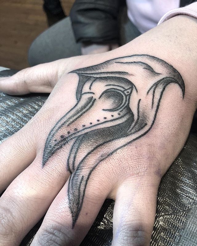 Plague doctor for Tessa! Thank you so much! 🖤 .
.
.
.
#tattoo #blackworktattoo #inkstinct #blackwork #blxckink #btattooing #blkttt #blackworkers #waverlyink #tttism #rochesterny #rochestertattoo #ladytattooer #tattoodo #workhorseirons #steadfast #onlythedarkest #foxtailtattoos #inkwork #linework #whipshaded #tradworkers #boldtattoo #blackworkartists #plaguedoctor #plaguedoctortattoo